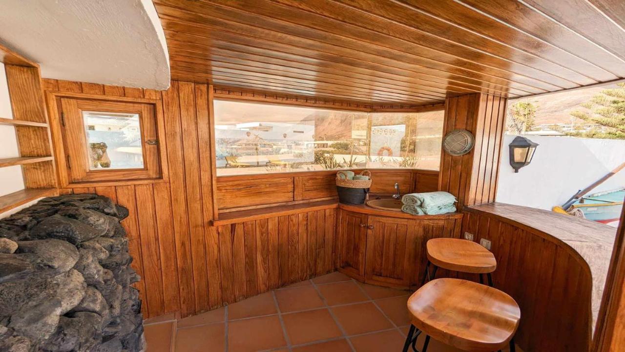 Bungalow Allende Famara Con Piscina Privada Y Ac Экстерьер фото