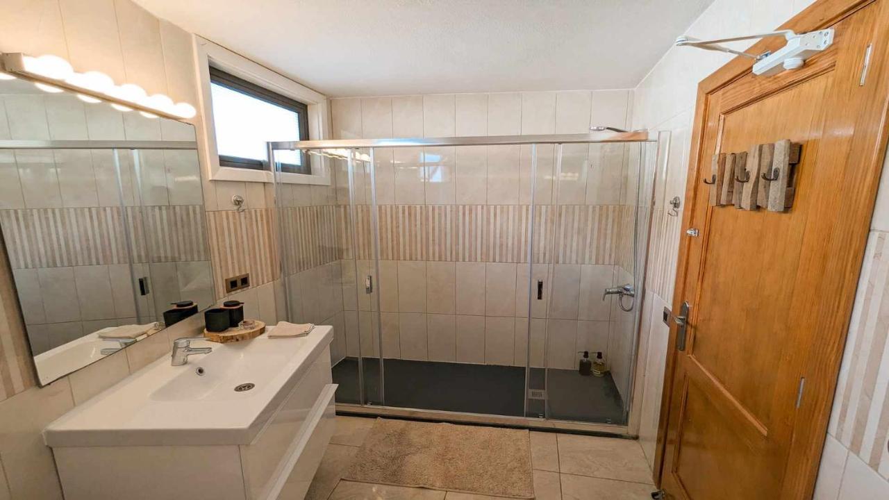 Bungalow Allende Famara Con Piscina Privada Y Ac Экстерьер фото