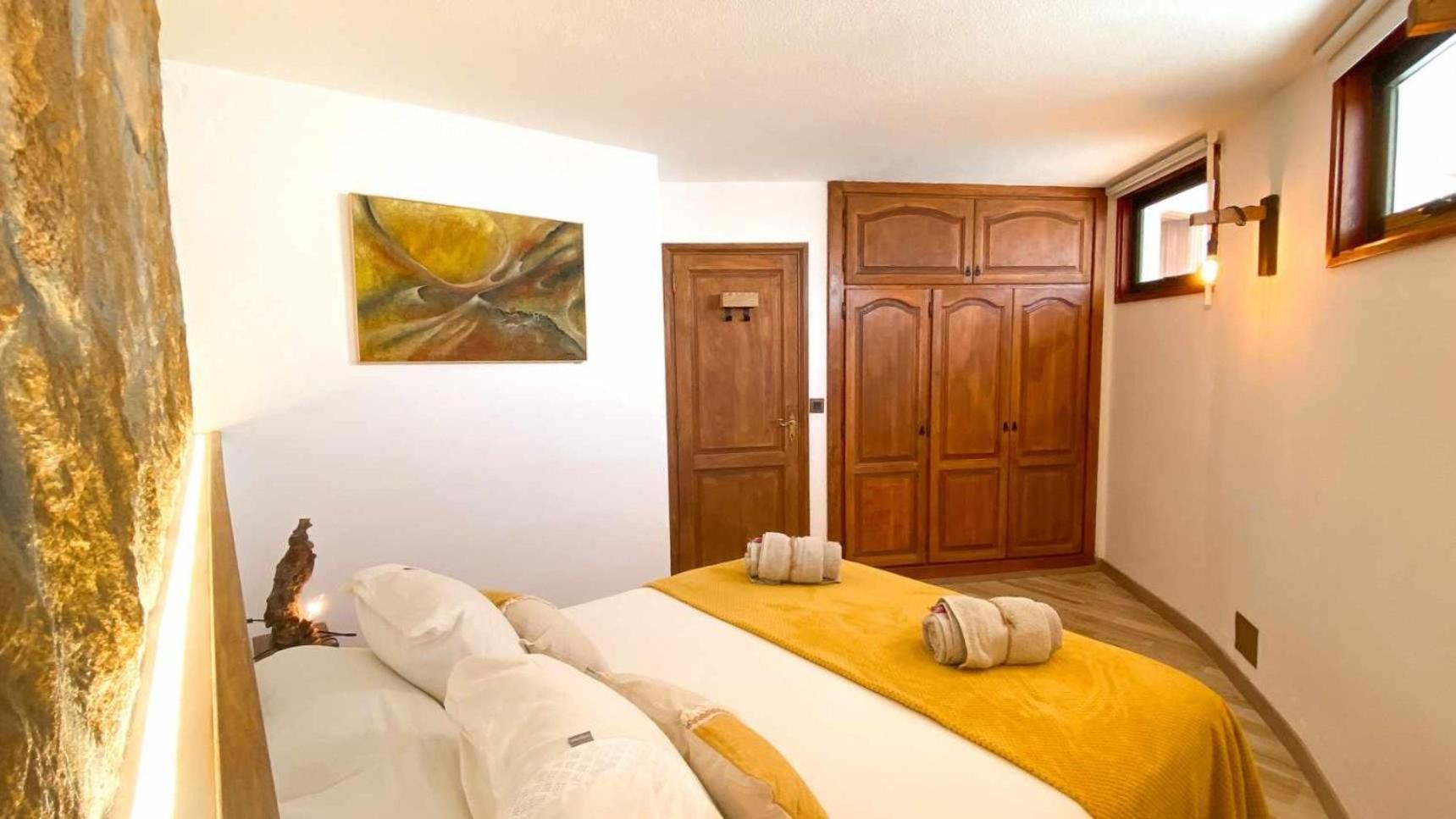 Bungalow Allende Famara Con Piscina Privada Y Ac Экстерьер фото