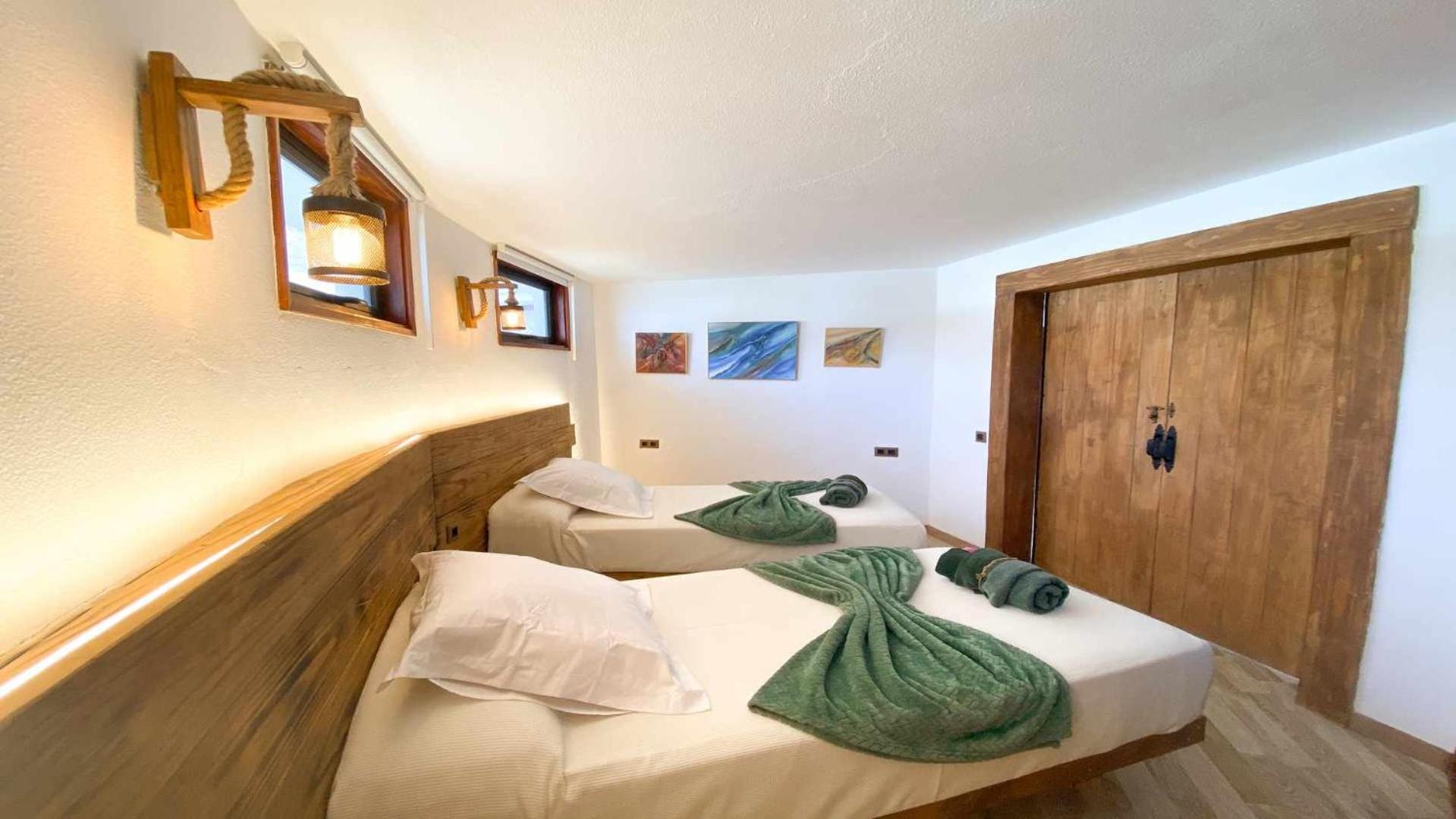 Bungalow Allende Famara Con Piscina Privada Y Ac Экстерьер фото