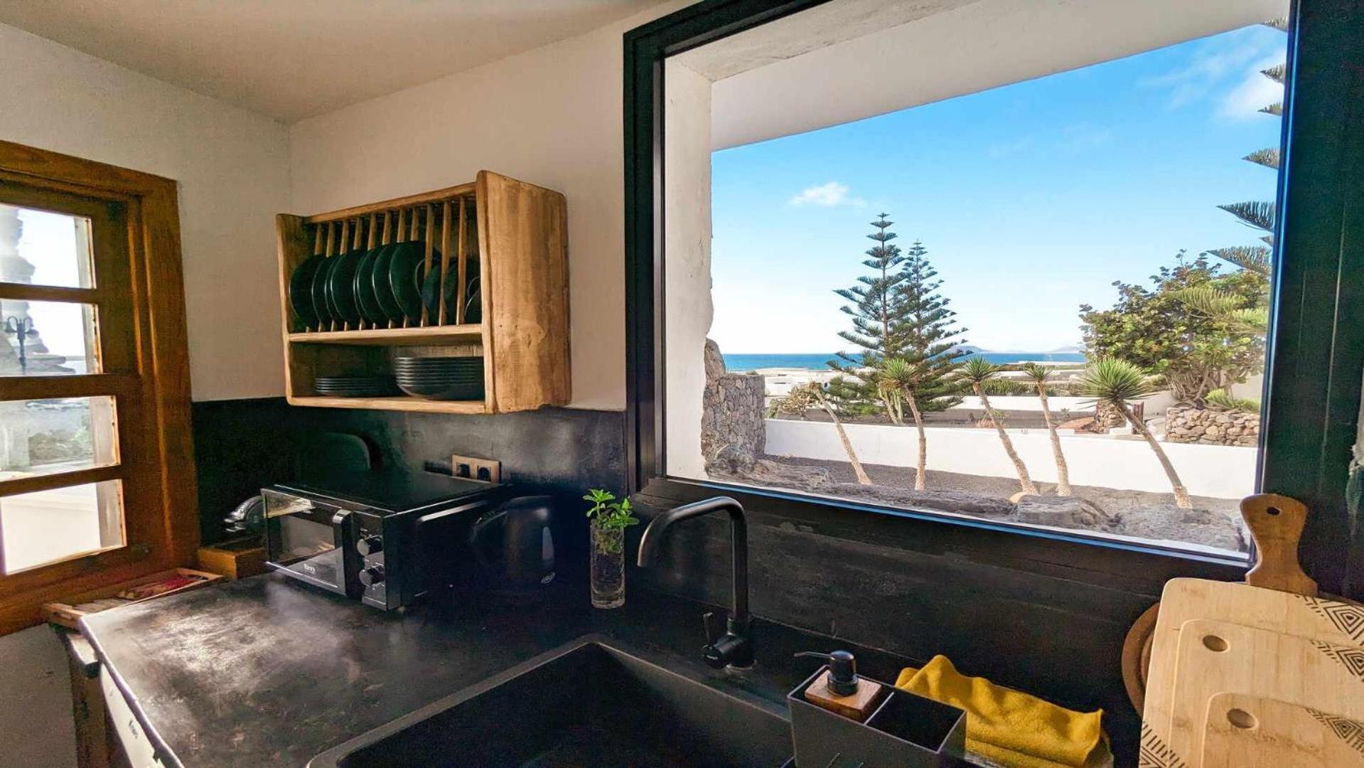 Bungalow Allende Famara Con Piscina Privada Y Ac Экстерьер фото
